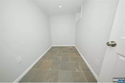 437 Elm Street 1L #1L, Kearny, NJ 07032 - Photo 12