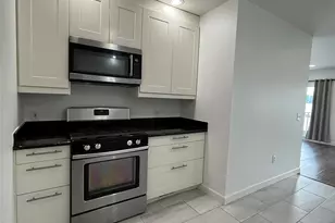 120 The Promenade 120, Edgewater, NJ 07020 - Photo 4