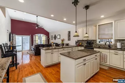 431 Union Avenue, Rutherford, NJ 07070 - Photo 14
