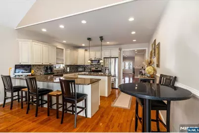 431 Union Avenue, Rutherford, NJ 07070 - Photo 16