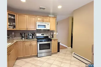 58 River Street B #B, Lodi, NJ 07644 - Photo 8