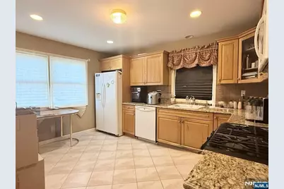 58 River Street B #B, Lodi, NJ 07644 - Photo 6