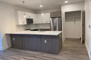 205 Stuyvesant Ave 203, Lyndhurst Township, NJ 07071 - Photo 6