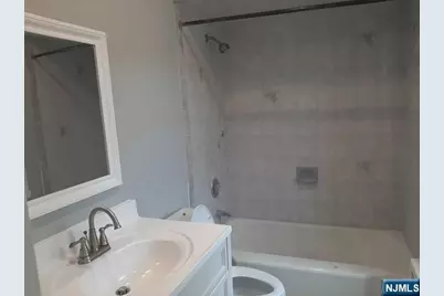 830 River Road, Edgewater, NJ 07020 - Photo 12