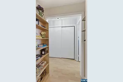 235 Prospect 11A #11A, Hackensack, NJ 07601 - Photo 18