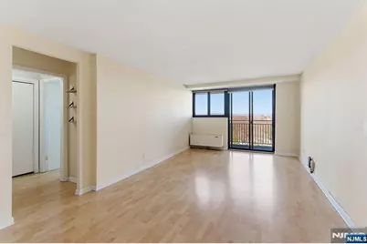 235 Prospect 11A #11A, Hackensack, NJ 07601 - Photo 8