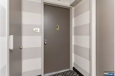 235 Prospect 11A #11A, Hackensack, NJ 07601 - Photo 4