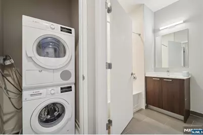 295 Polifly Road 608 #608, Hackensack, NJ 07601 - Photo 10