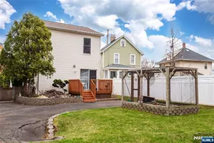 197 Fort Lee Rd, Teaneck Township, NJ 07666 - Photo 34