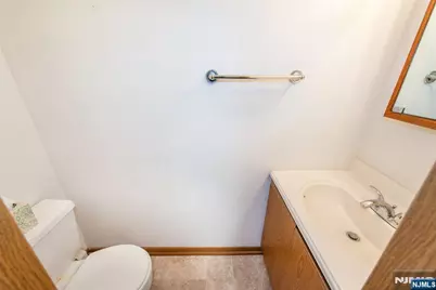 197 Fort Lee Road, Teaneck Township, NJ 07666 - Photo 18