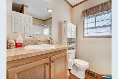 17 E 6th Street, Moonachie, NJ 07074 - Photo 12