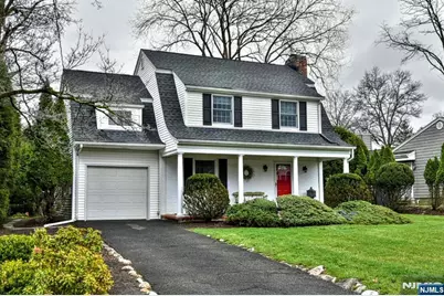 314 Canterbury Drive, Ramsey, NJ 07446 - Photo 2