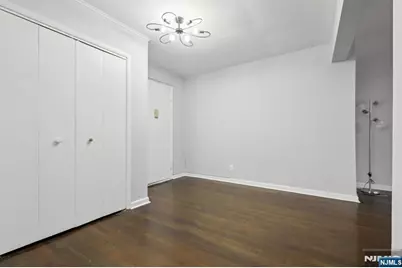 2160 Center Avenue 4N #4N, Fort Lee, NJ 07024 - Photo 8