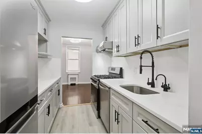 2160 Center Avenue 4N #4N, Fort Lee, NJ 07024 - Photo 14