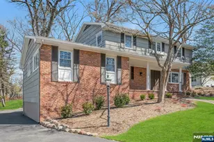 366 Valley View Ave, Paramus, NJ 07652 - Photo 2