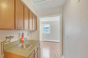 366 Valley View Ave, Paramus, NJ 07652 - Photo 22