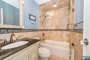 580 Bloomfield 11B, West Caldwell, NJ 07006 - Photo 10