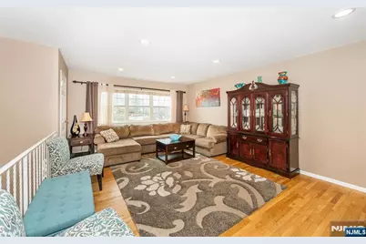 580 Bloomfield 11B #11B, West Caldwell, NJ 07006 - Photo 8