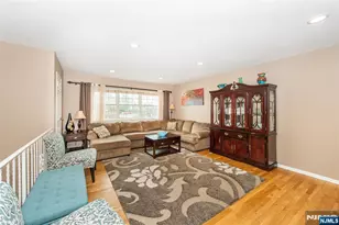 580 Bloomfield 11B, West Caldwell, NJ 07006 - Photo 8