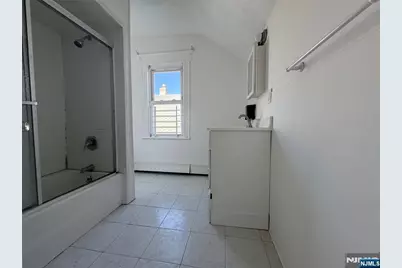 84 18th Street 82 #82, Paterson, NJ 07524 - Photo 8