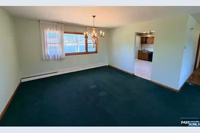 32 Lake Drive, Par-troy Hills Twp., NJ 07005 - Photo 10