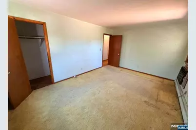 32 Lake Drive, Par-troy Hills Twp., NJ 07005 - Photo 14