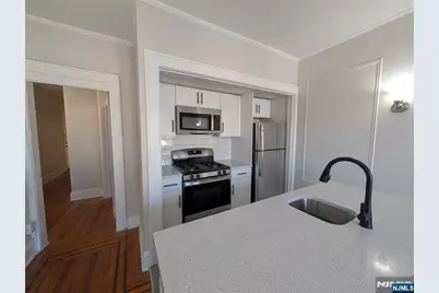 85 Anderson Street C6 #C6, Hackensack, NJ 07601 - Photo 1