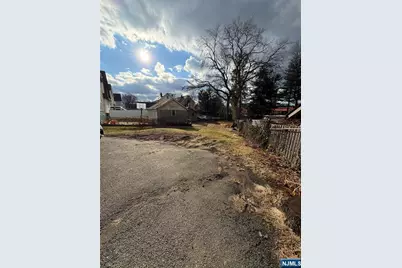 86 Ella Street, Bloomfield, NJ 07003 - Photo 12