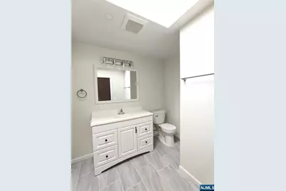 1533 John Street, Fort Lee, NJ 07024 - Photo 8