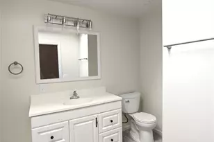 1533 John St, Fort Lee, NJ 07024 - Photo 8