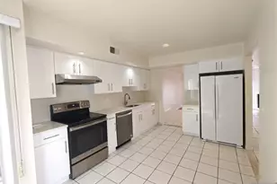 1533 John St, Fort Lee, NJ 07024 - Photo 1