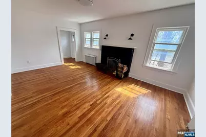 131 W Ramapo Avenue, Mahwah, NJ 07430 - Photo 6