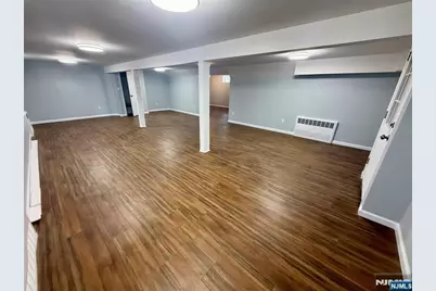 131 W Ramapo Avenue, Mahwah, NJ 07430 - Photo 8