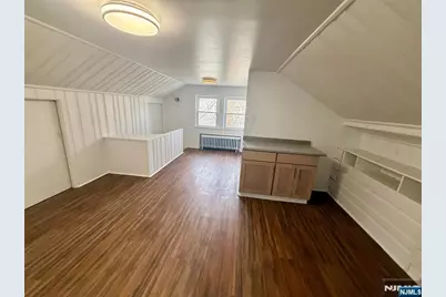 131 W Ramapo Avenue, Mahwah, NJ 07430 - Photo 16