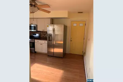 1440 10th 1F #1F, Fort Lee, NJ 07024 - Photo 4