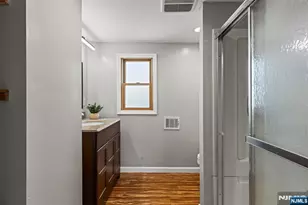 60 16th Ave, Elmwood Park, NJ 07407 - Photo 26