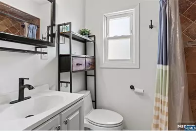 60 16th Avenue, Elmwood Park, NJ 07407 - Photo 14