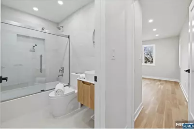 370 French Court, Teaneck Township, NJ 07666 - Photo 28