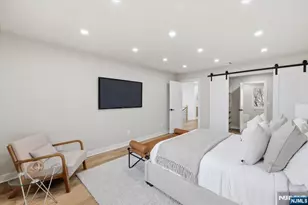 370 French Ct, Teaneck Township, NJ 07666 - Photo 20