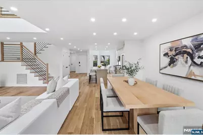 370 French Court, Teaneck Township, NJ 07666 - Photo 8