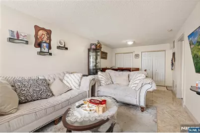 1338 Lavender Court, Mahwah, NJ 07430 - Photo 6