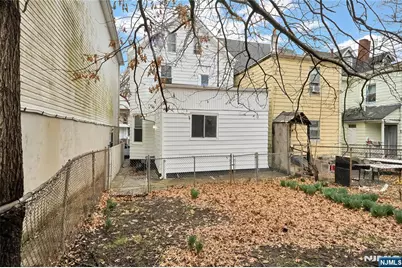 106 11th Street, Newark, NJ 07107 - Photo 30