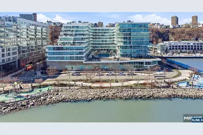 800 Ave At Port Imperial Boulevard 1010 #1010, Weehawken, NJ 07086 - Photo 2
