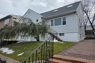 316 10th Street 2nd Fl, Palisades Park, NJ 07650 - Photo 1