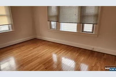 50 Columbia Avenue 2nd Floor #2nd floor, Palisades Park, NJ 07650 - Photo 4