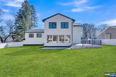 6 Clinton Place, Woodcliff Lake, NJ 07677 - Photo 38