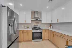 6 Clinton Pl, Woodcliff Lake, NJ 07677 - Photo 8