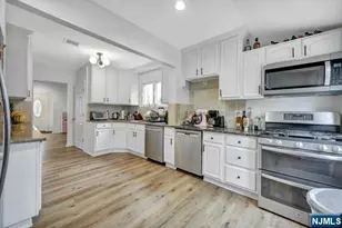 167 Rockwood Pl, Englewood, NJ 07631 - Photo 6