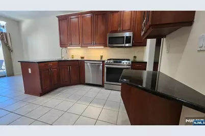 108 Winding Creek, Old Tappan, NJ 07675 - Photo 4