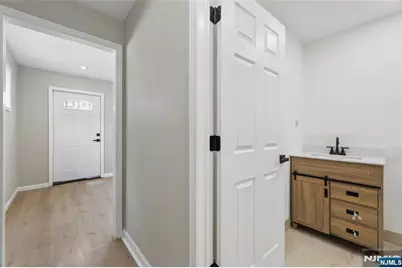 478 Riverside Terrace, Rutherford, NJ 07070 - Photo 28